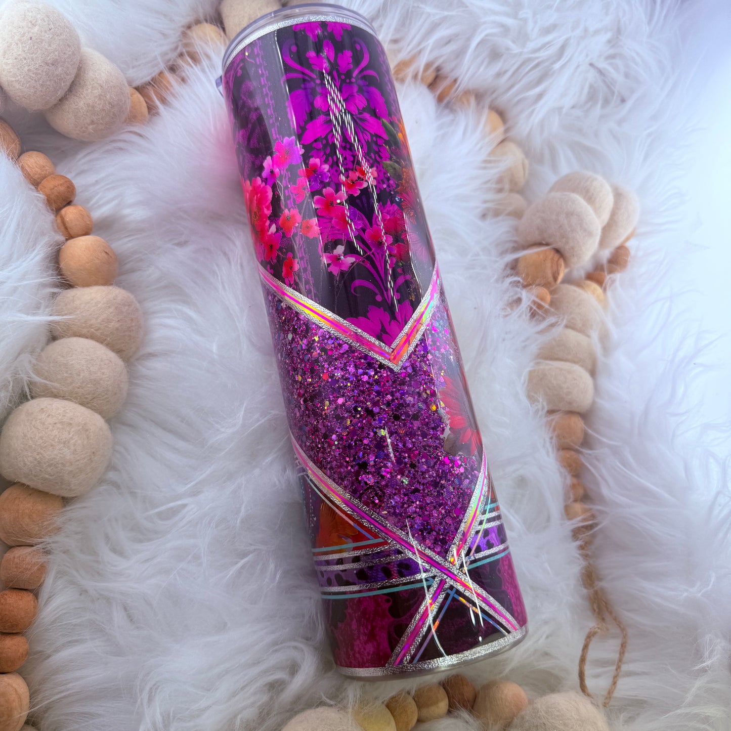 #18 Magenta V-Split // 32 Plump { HAS SMALL OOPSIE}