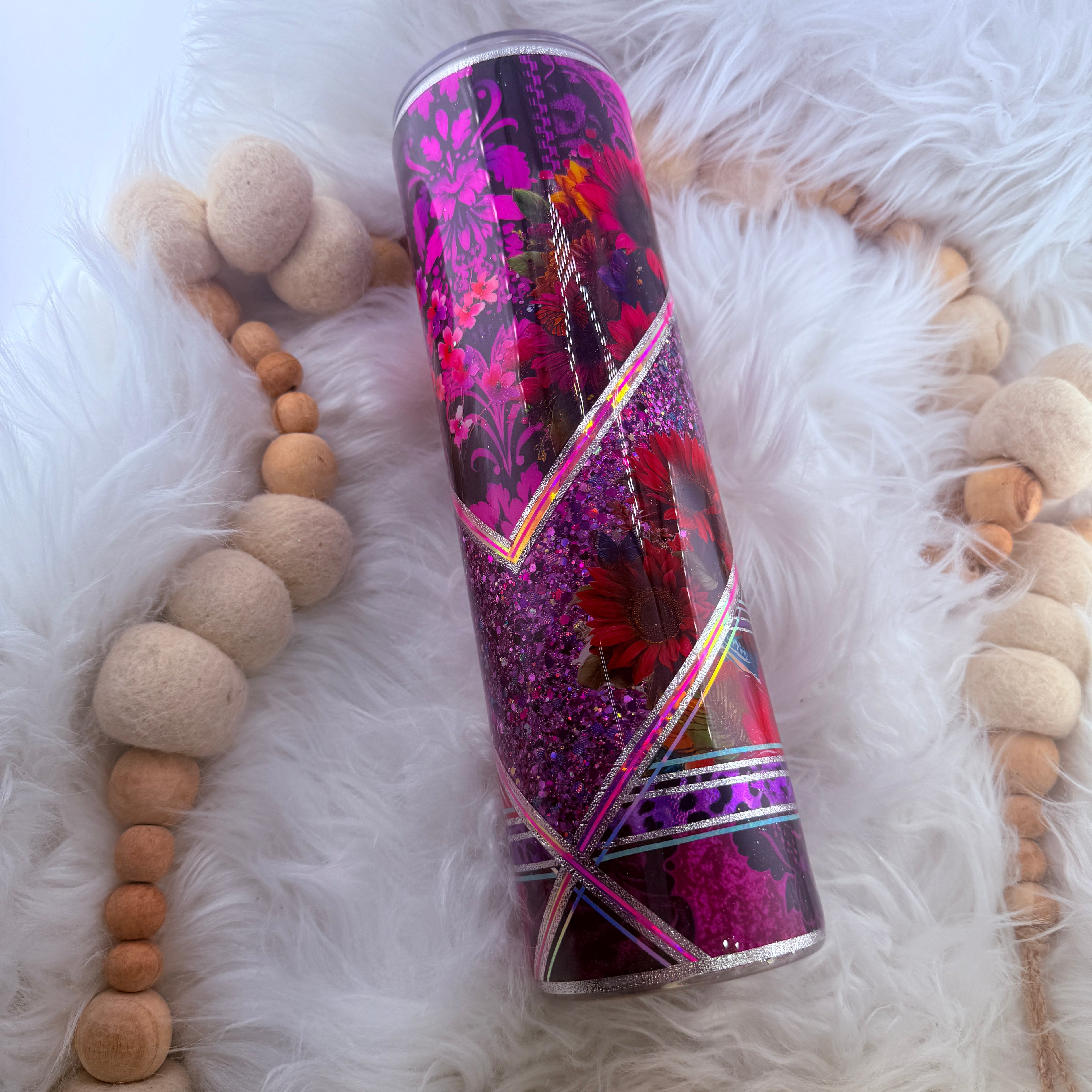#18 Magenta V-Split // 32 Plump { HAS SMALL OOPSIE}