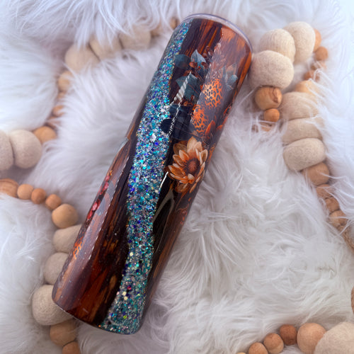 #19 River Woodgrain Floral // 32 Plump