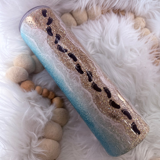 #32 Beach w/ footprints quote // 32 Plump