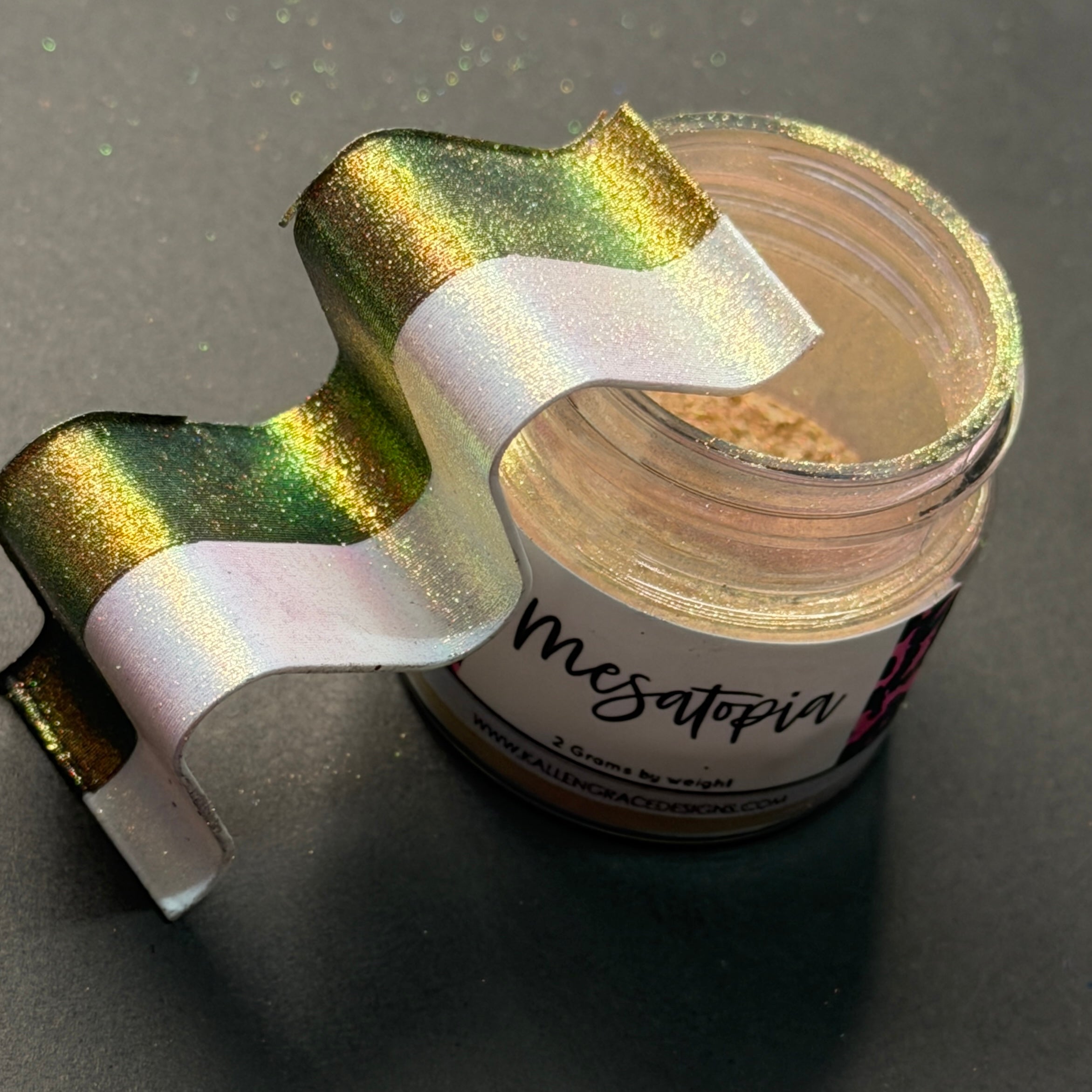 Mesatopia // Hypershift Pigment 2G