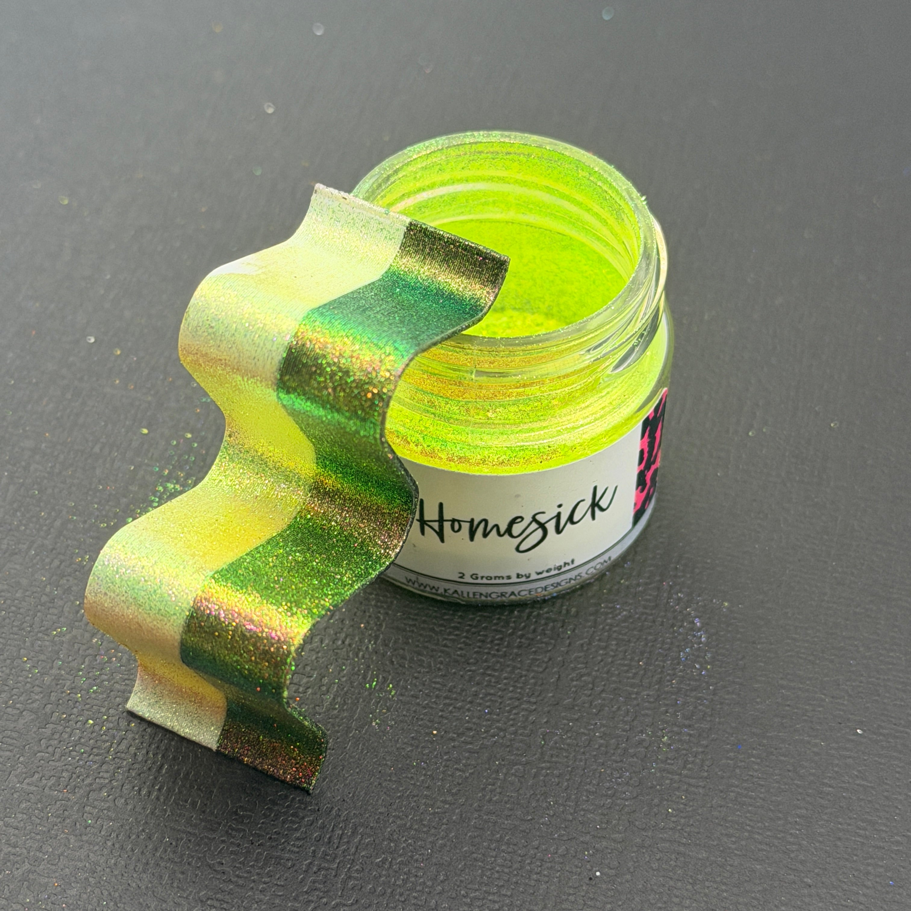 Homesick // Hypershift Pigment 2G