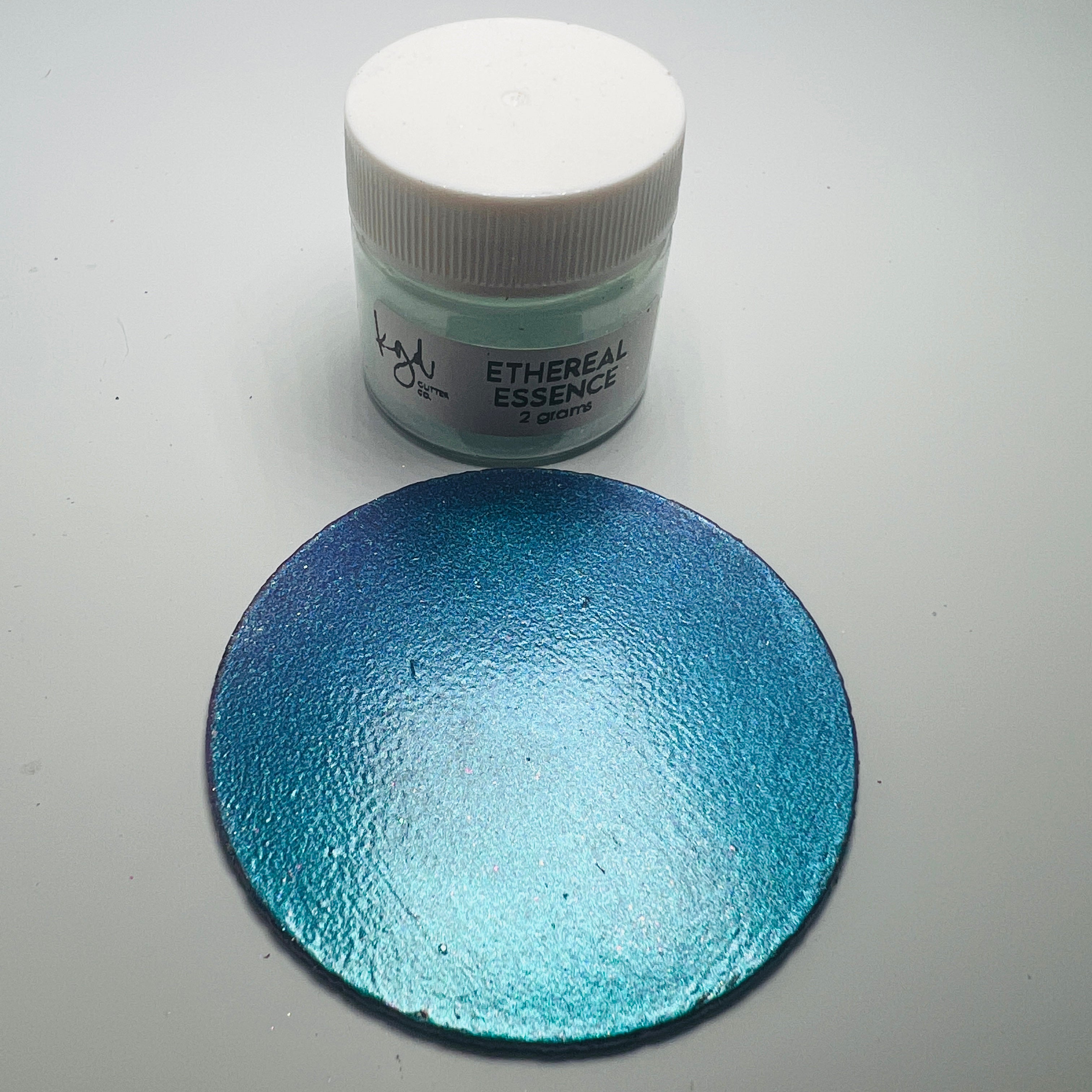 Ethereal Essence  // Multichrome Pigment 2g