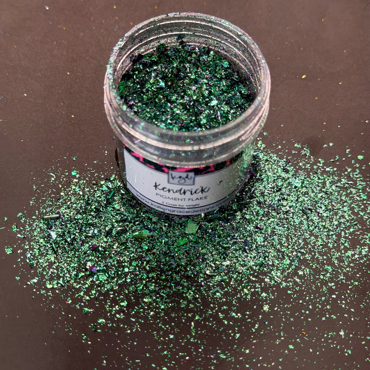 Kendrick {Pigment Flake}