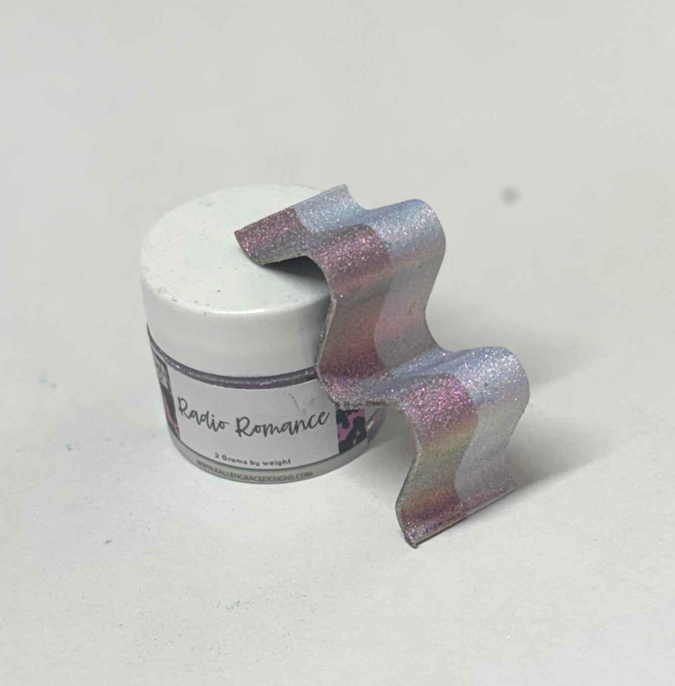 Radio Romance // Hypershift Pigment 2G