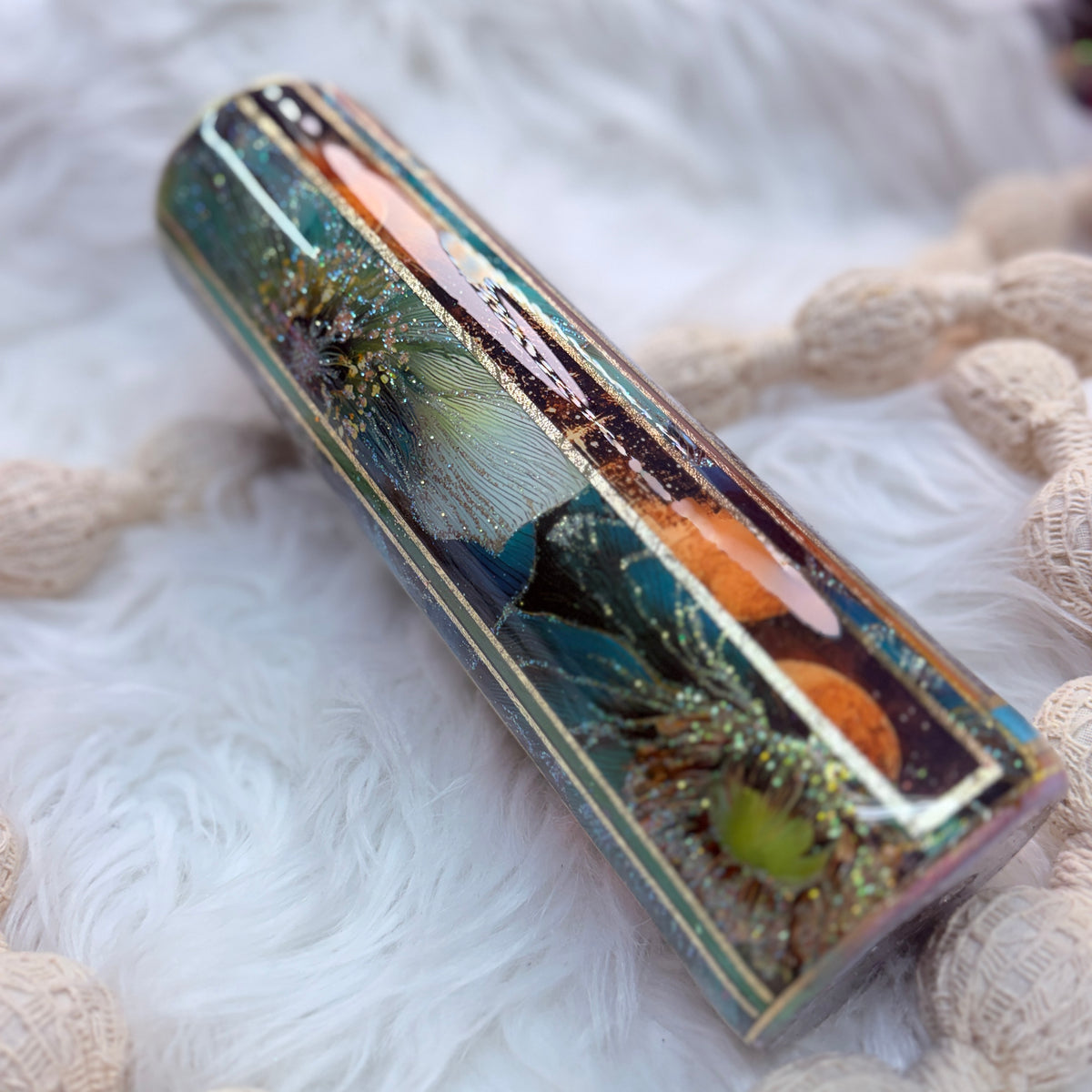 #45 Dylusions Woodgrain, hand glittered Mixed Media{32oz Plump Tumbler}