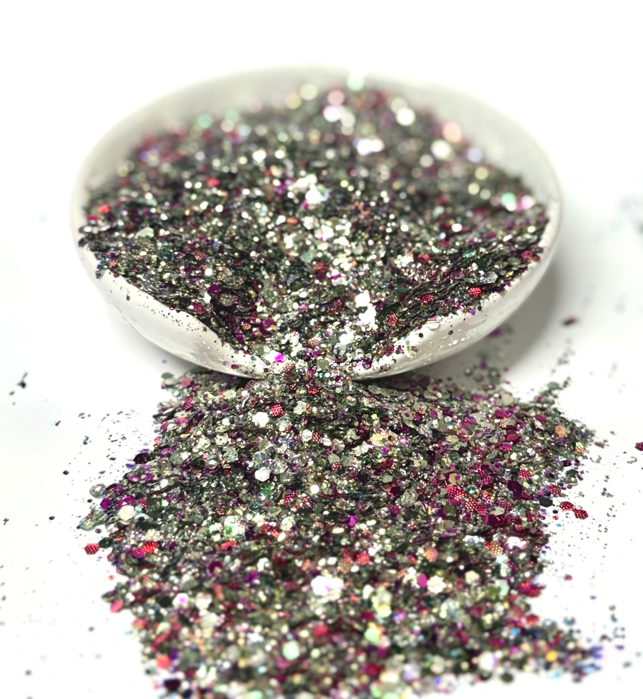 Off Script {VAULT GLITTER MIX 4/17}