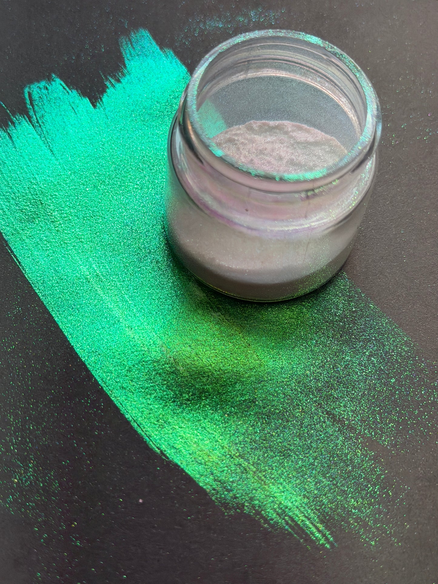 Under The Palms {Semi-Holo Hypershift Pigment}
