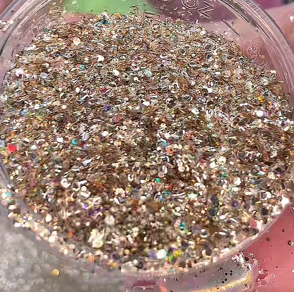 Elegante {VAULT GLITTER MIX 5/29}