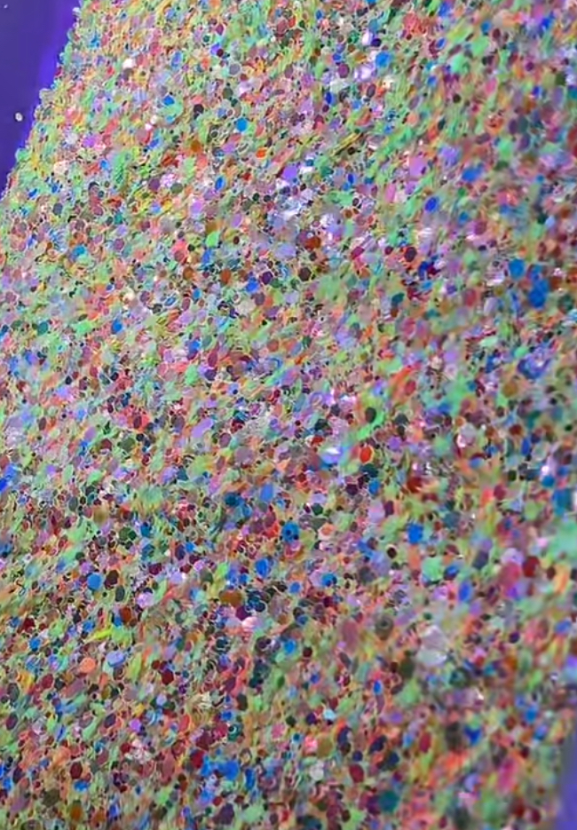 Glow Your Own Way {VAULT FRIDAY MIX 8/7}