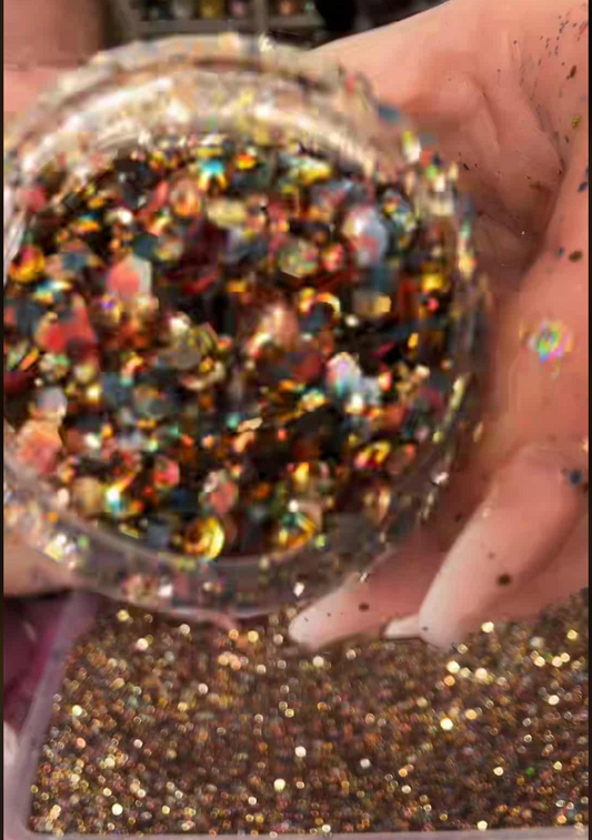 Pearl Visionary {VAULT GLITTER MIX 10/31}