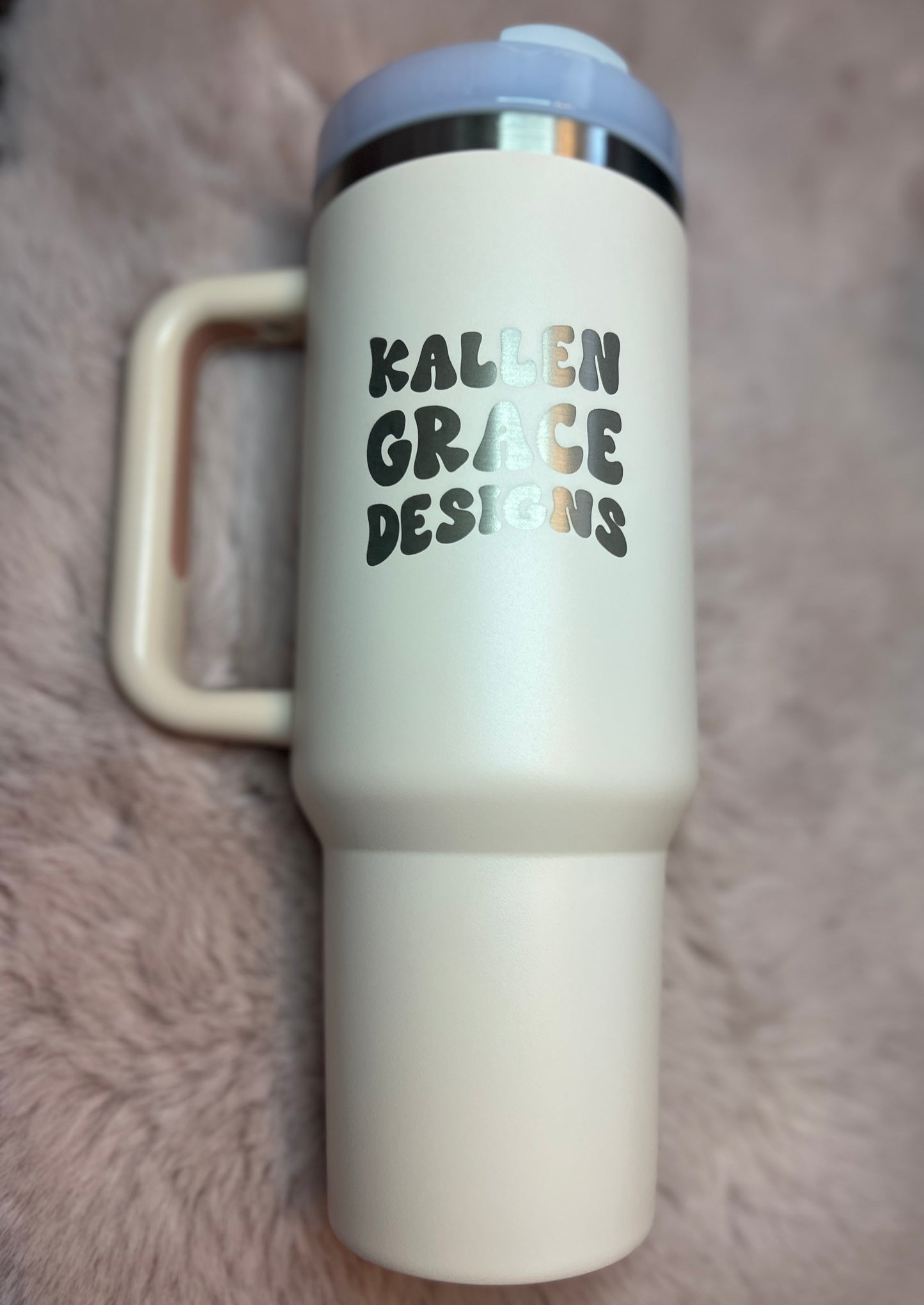 {Beige} 40oz KGD Handle Tumbler